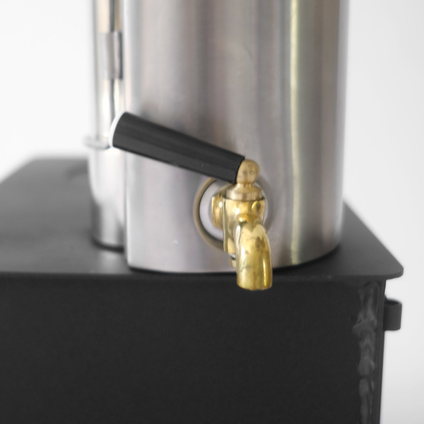 Nomad 3 Litre Water Heater
